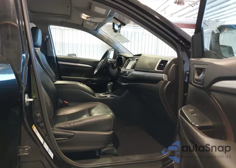 2016 Toyota Highlander Xle V6 z USA, uszkodzony, nr VIN 5TDJKRFH4GS503232